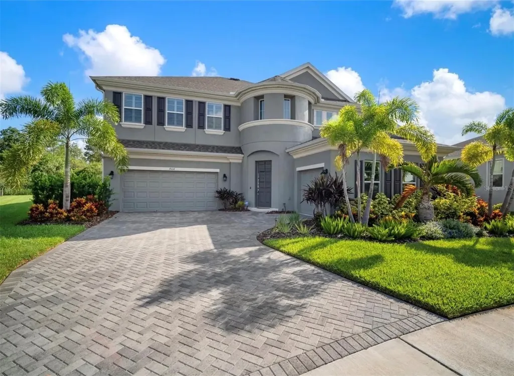 7004 Mainland Avenue Apollo Beach FL 33572