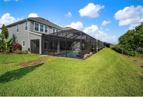 7004 Mainland Avenue Apollo Beach FL 33572