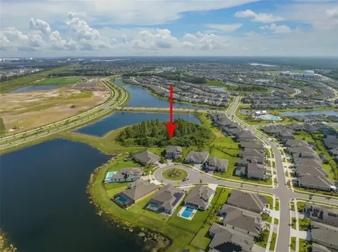7004 Mainland Avenue Apollo Beach FL 33572