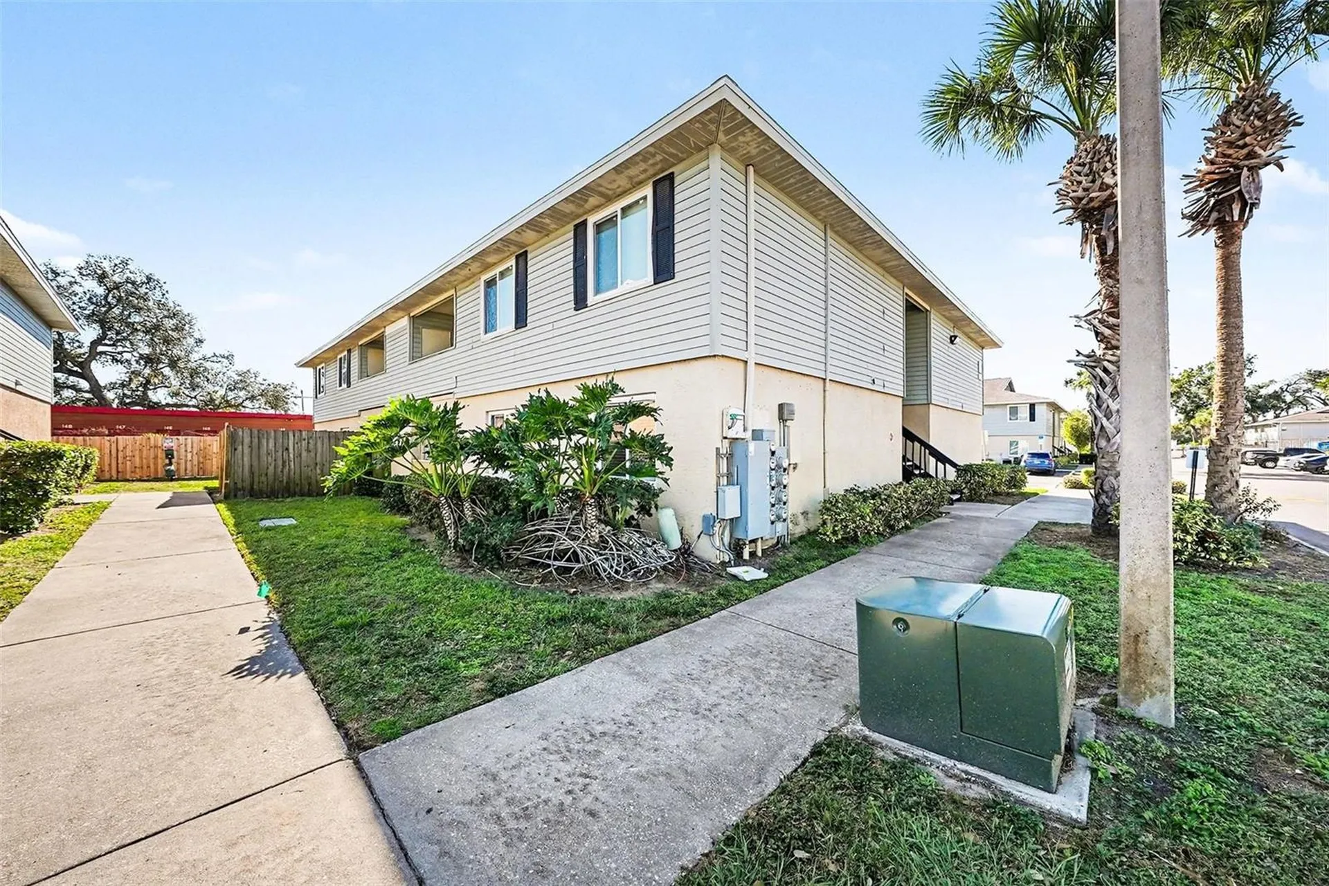 550 Golden Raintree Place Brandon FL 33510