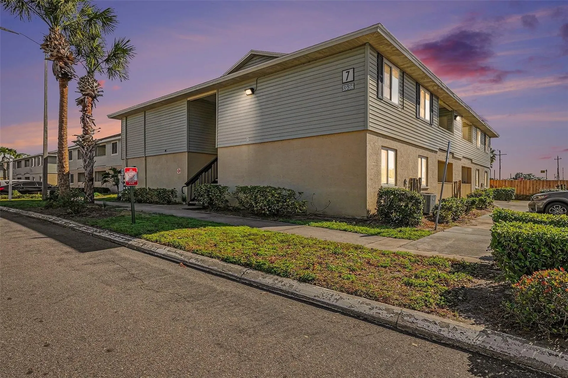 550 Golden Raintree Place Brandon FL 33510
