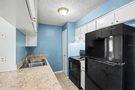 550 Golden Raintree Place Brandon FL 33510