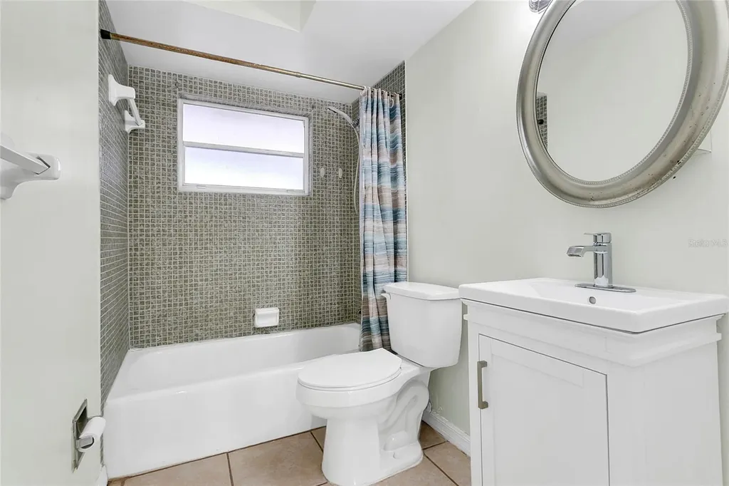 561 E Orange Street Altamonte Springs FL 32701