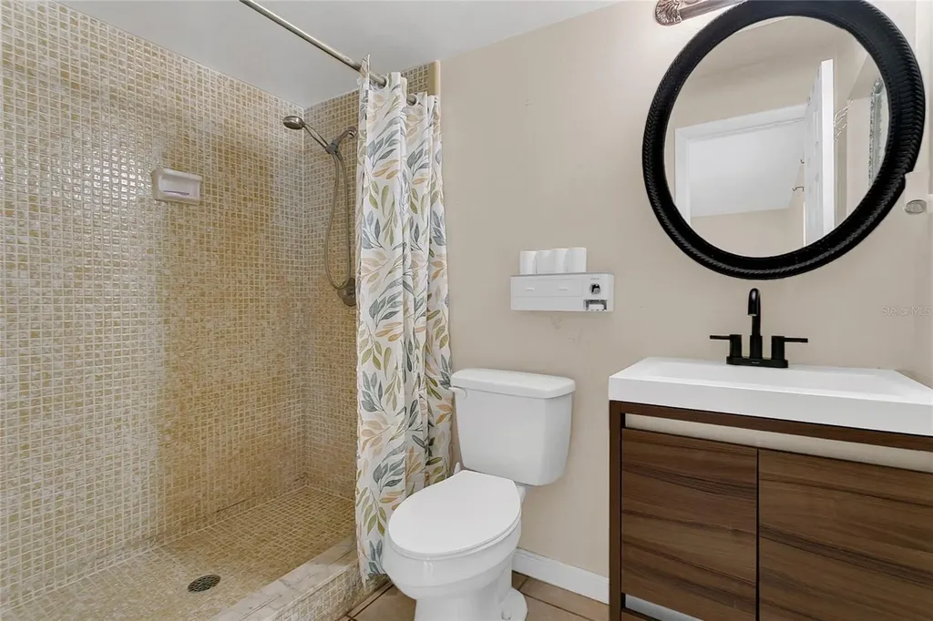 561 E Orange Street Altamonte Springs FL 32701