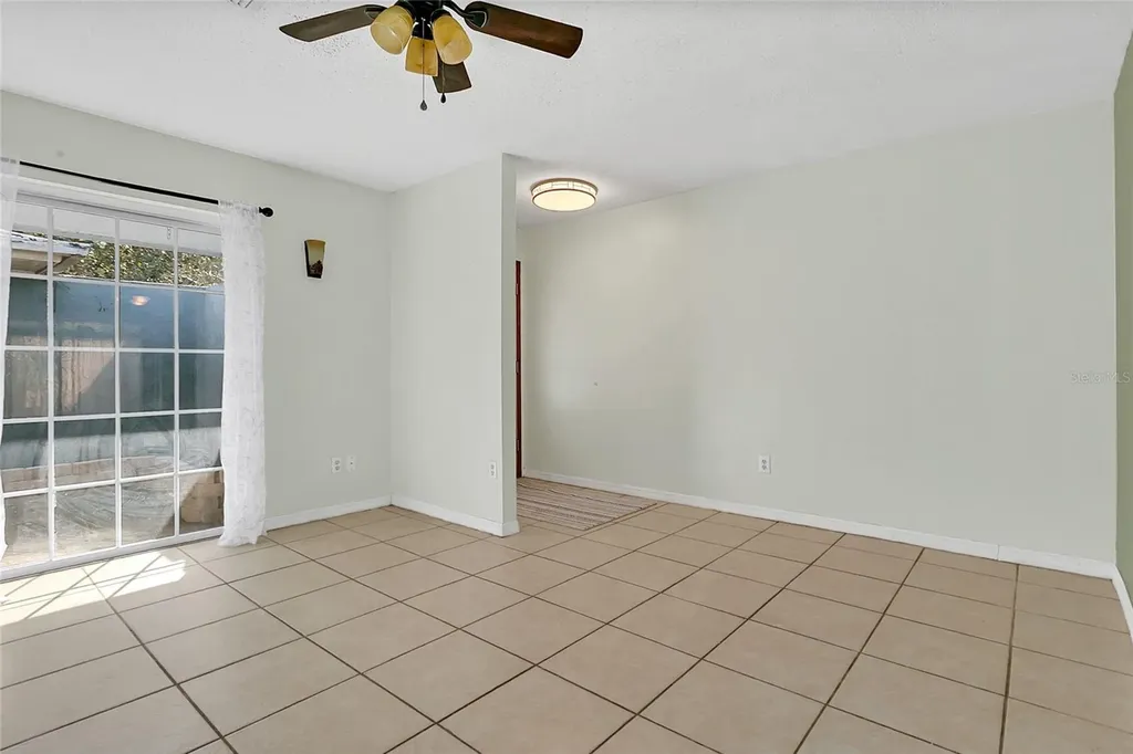 561 E Orange Street Altamonte Springs FL 32701