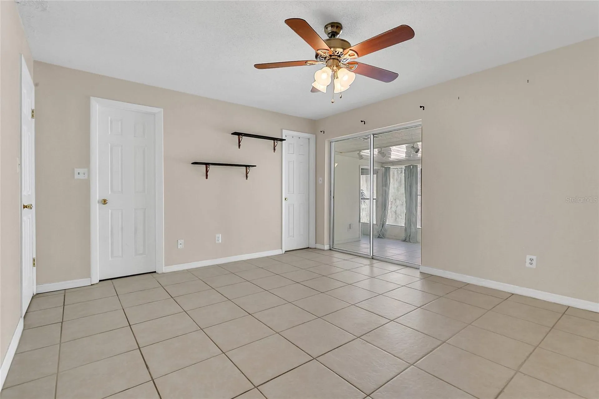 561 E Orange Street Altamonte Springs FL 32701