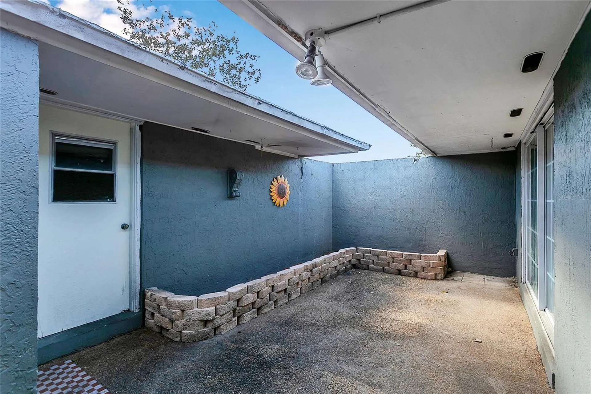 561 E Orange Street Altamonte Springs FL 32701