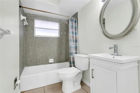 561 E Orange Street Altamonte Springs FL 32701