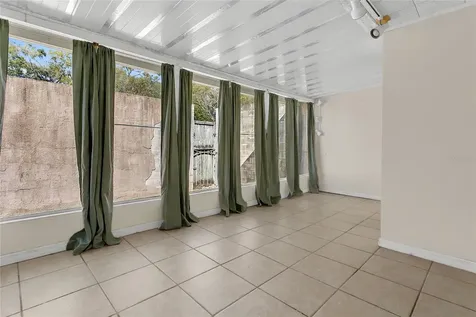 561 E Orange Street Altamonte Springs FL 32701