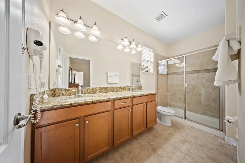 8960 Bismarck Palm Road Kissimmee FL 34747