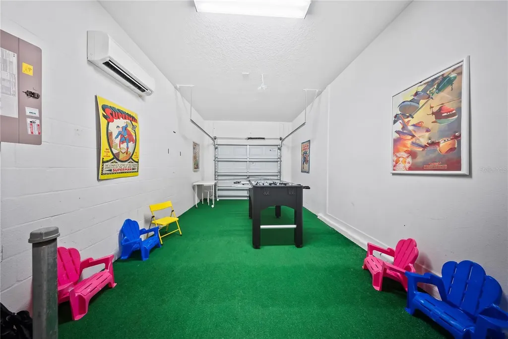 8960 Bismarck Palm Road Kissimmee FL 34747