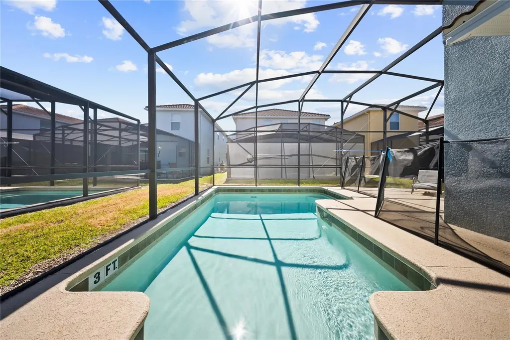 8960 Bismarck Palm Road Kissimmee FL 34747