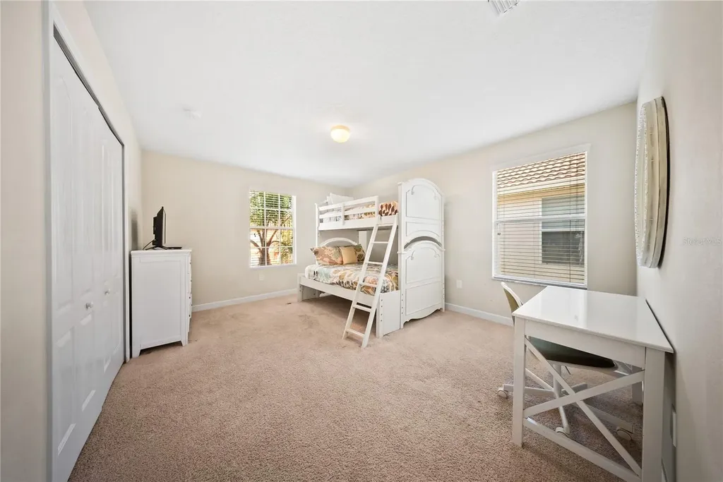 8960 Bismarck Palm Road Kissimmee FL 34747