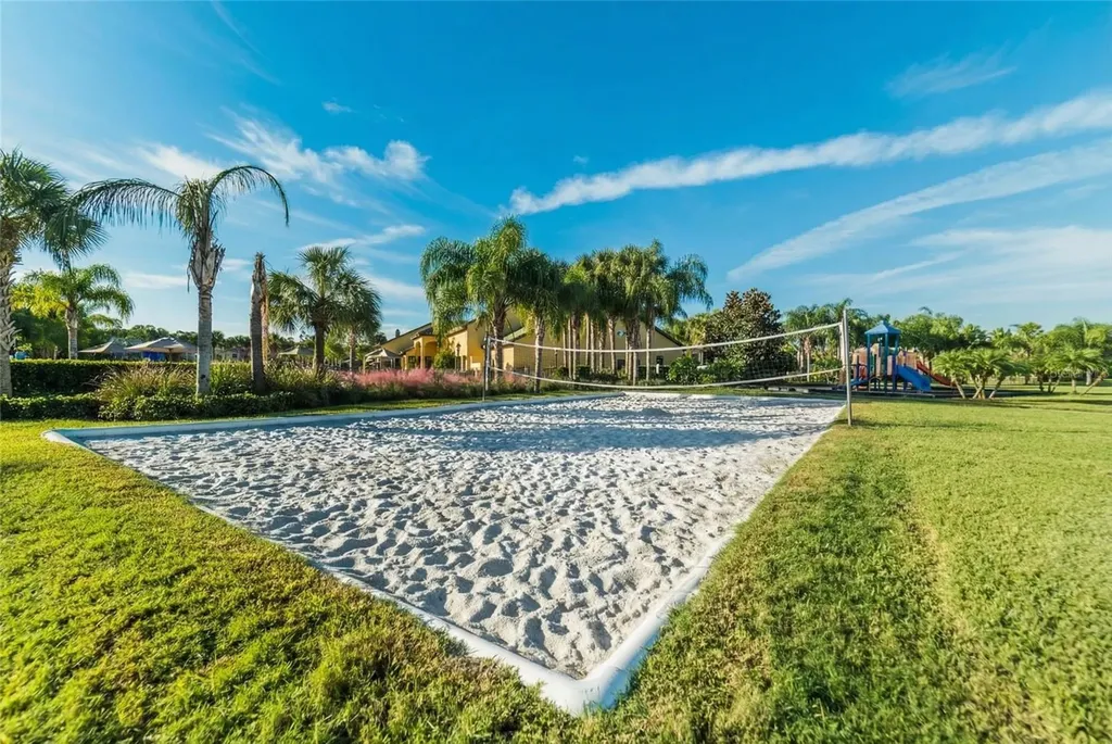 8960 Bismarck Palm Road Kissimmee FL 34747