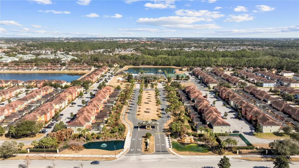 8960 Bismarck Palm Road Kissimmee FL 34747