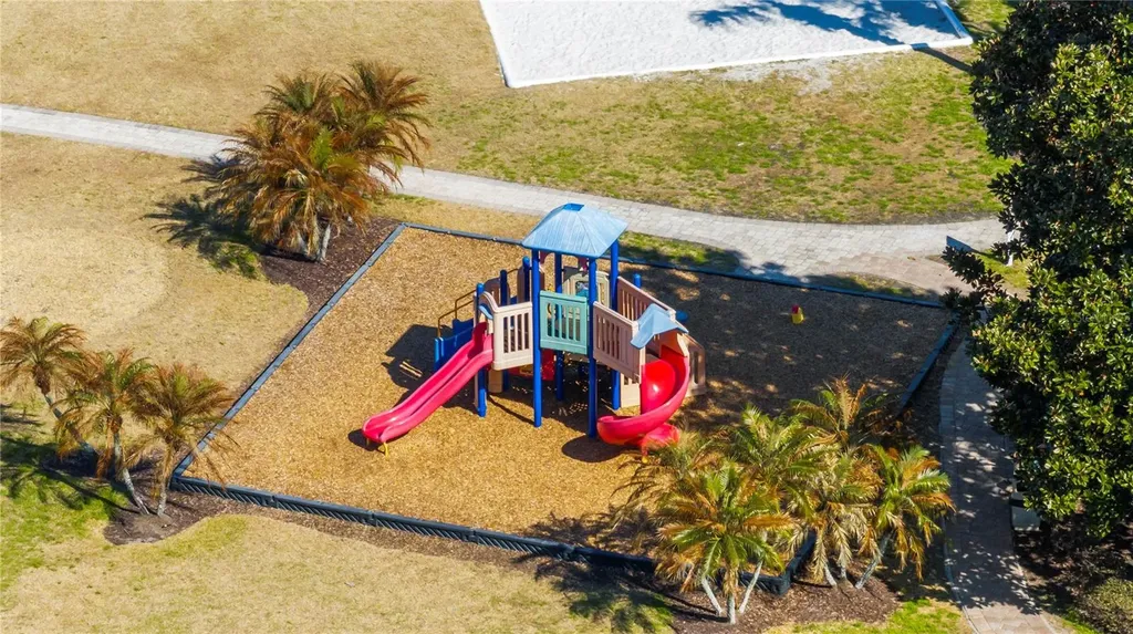 8960 Bismarck Palm Road Kissimmee FL 34747