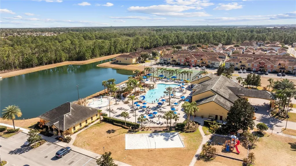 8960 Bismarck Palm Road Kissimmee FL 34747