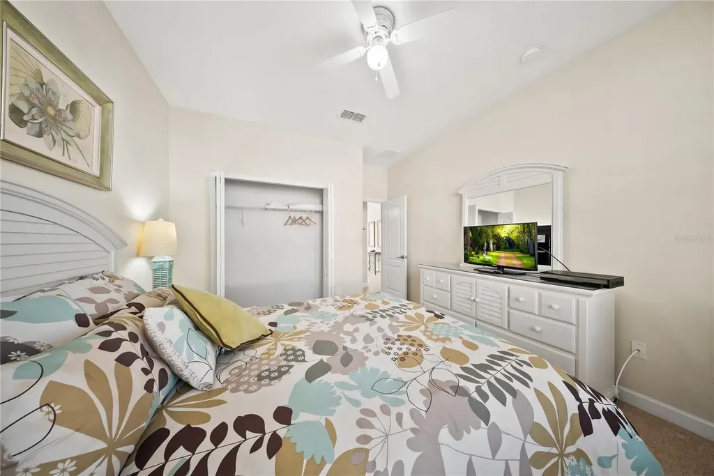 8960 Bismarck Palm Road Kissimmee FL 34747