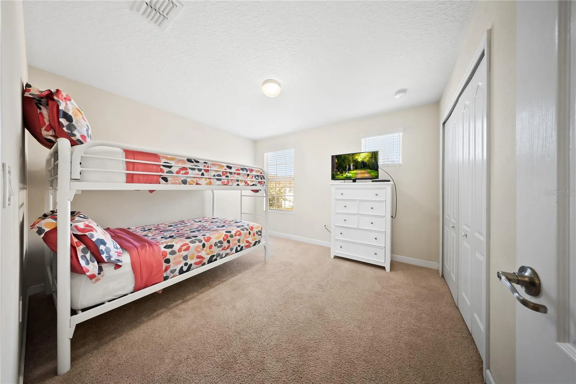 8960 Bismarck Palm Road Kissimmee FL 34747
