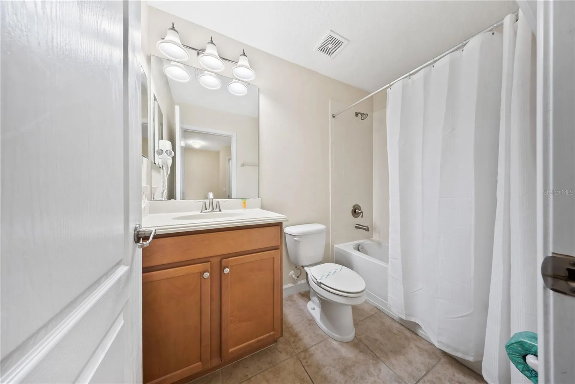8960 Bismarck Palm Road Kissimmee FL 34747