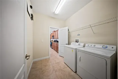 8960 Bismarck Palm Road Kissimmee FL 34747