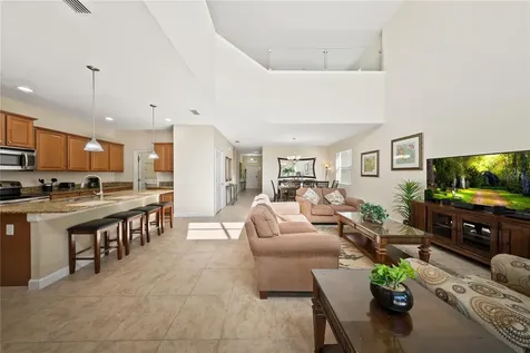 8960 Bismarck Palm Road Kissimmee FL 34747