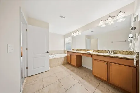 8960 Bismarck Palm Road Kissimmee FL 34747