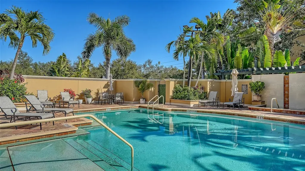 1268 11th Street Sarasota FL 34236