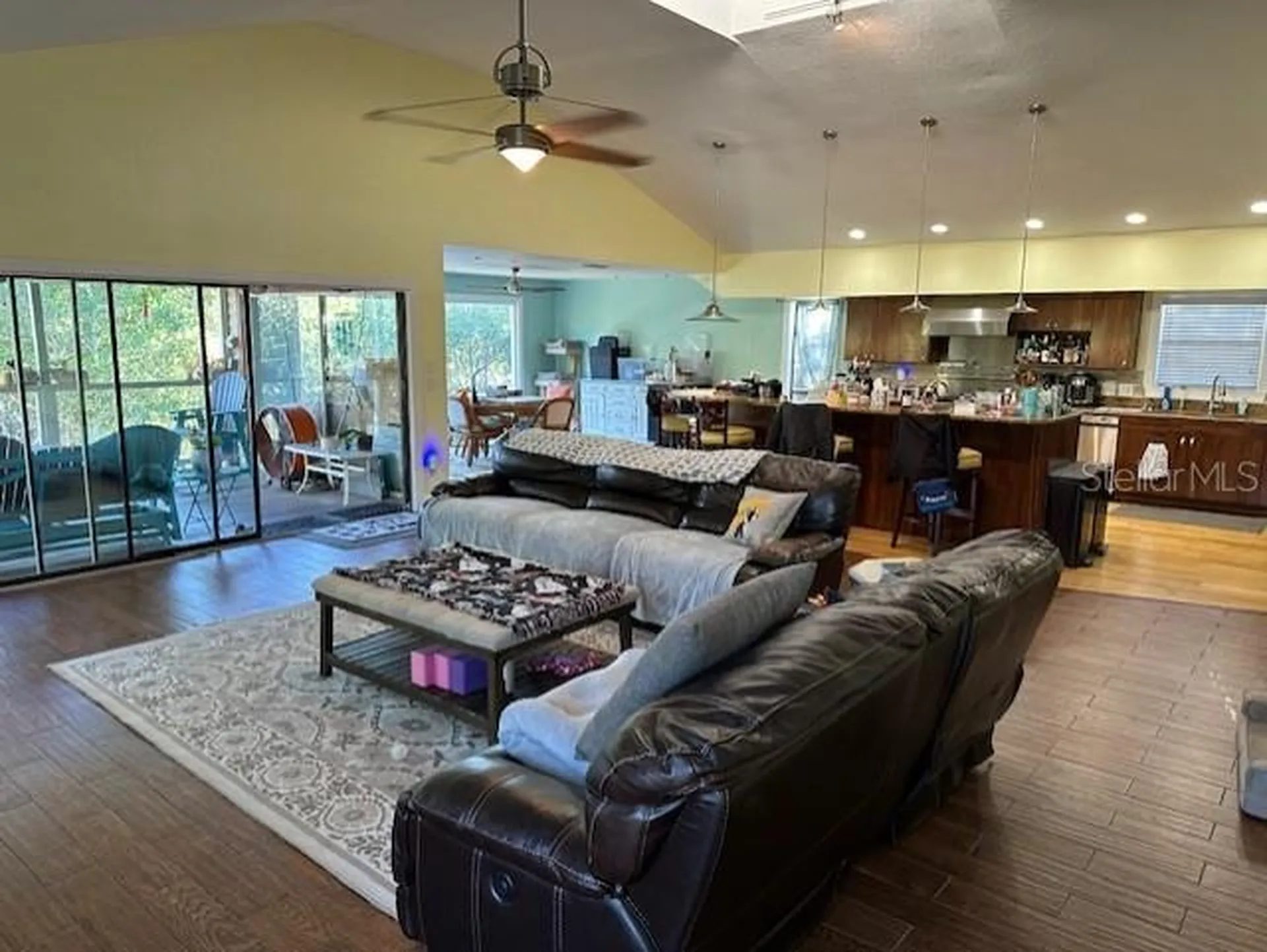 734 Weedon Drive NE St Petersburg FL 33702