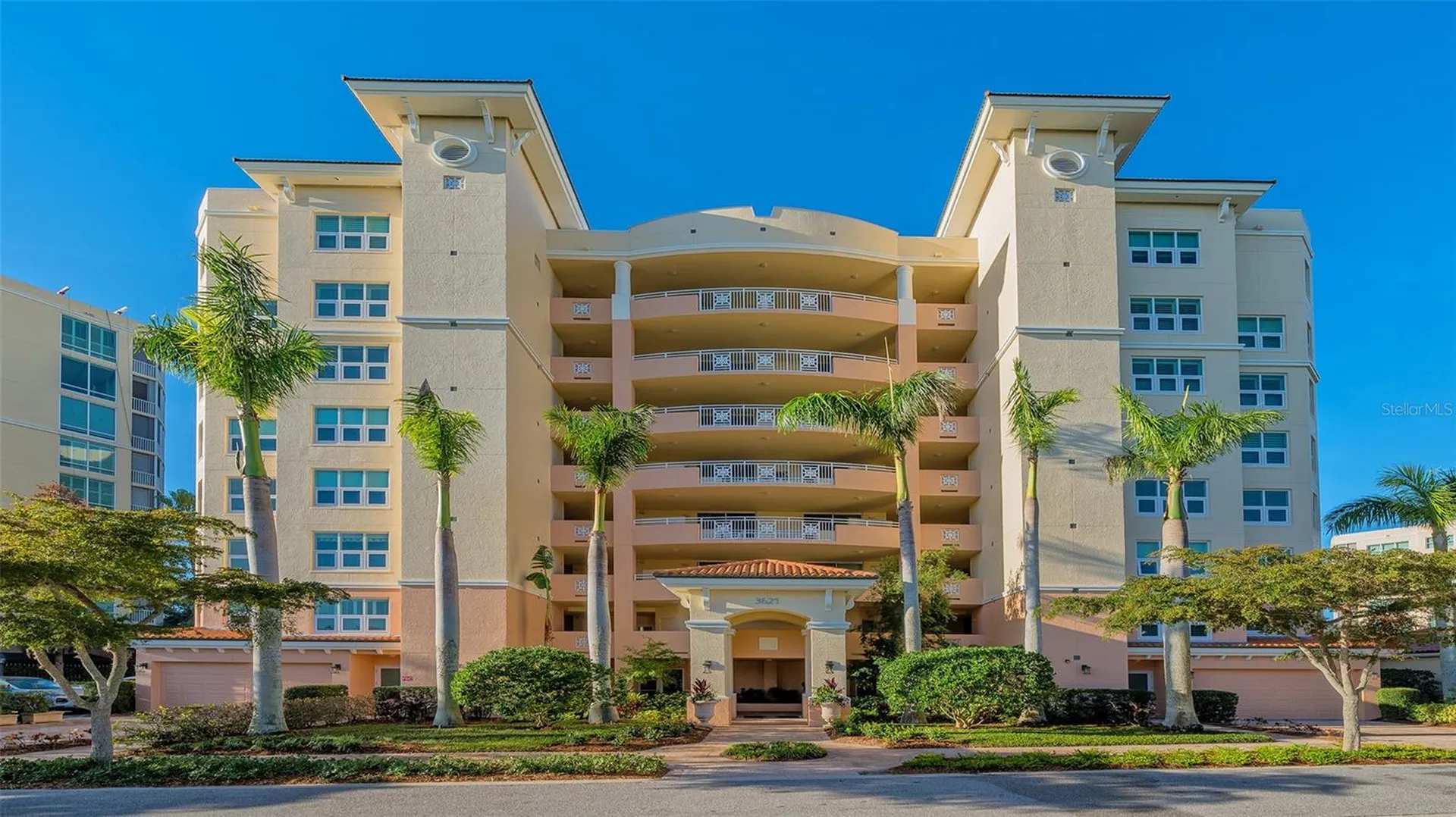 Osprey FL, 3621 N Point Road, Unit 301
