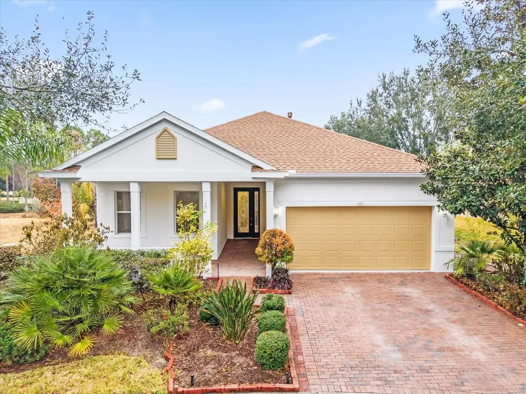 103 Crescent Moon Drive Groveland FL 34736