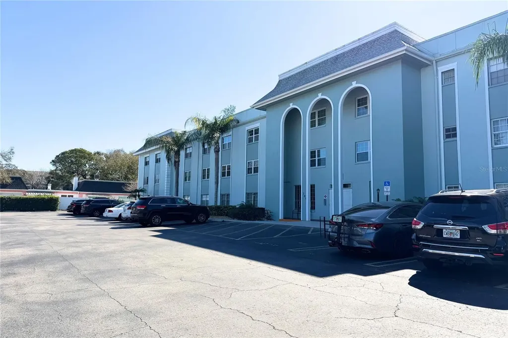 701 Poinsettia Road Belleair FL 33756