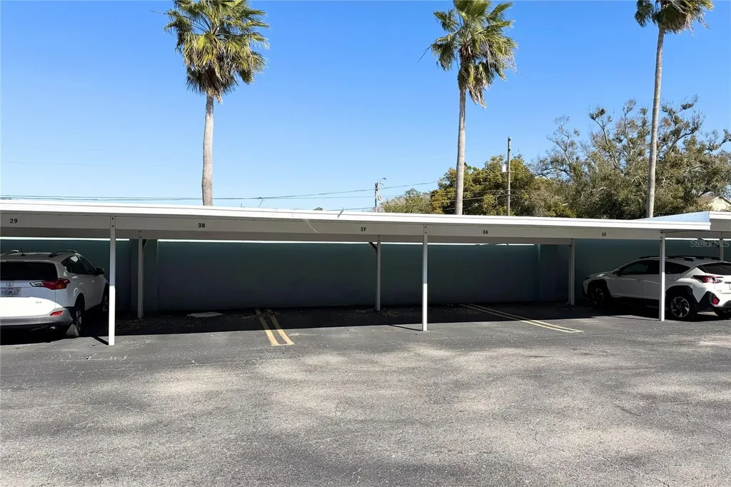 701 Poinsettia Road Belleair FL 33756