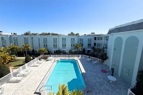 701 Poinsettia Road Belleair FL 33756