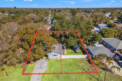 1747 26th Avenue N St Petersburg FL 33713