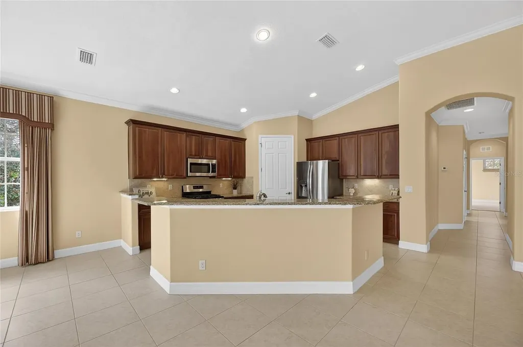 1420 Emerald Dunes Drive Sun City Center FL 33573