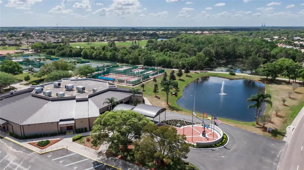 1420 Emerald Dunes Drive Sun City Center FL 33573