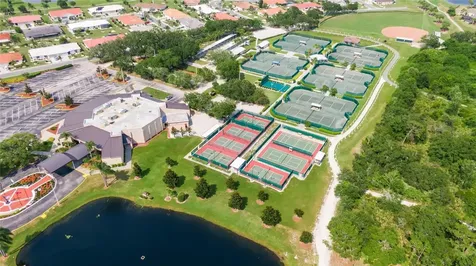 1420 Emerald Dunes Drive Sun City Center FL 33573