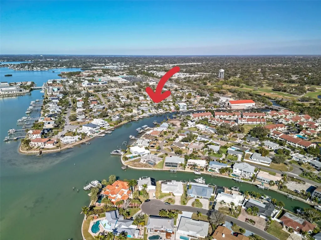 567 Baywood Drive S Dunedin FL 34698
