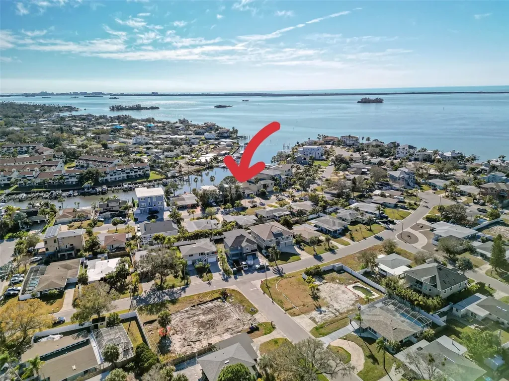 567 Baywood Drive S Dunedin FL 34698