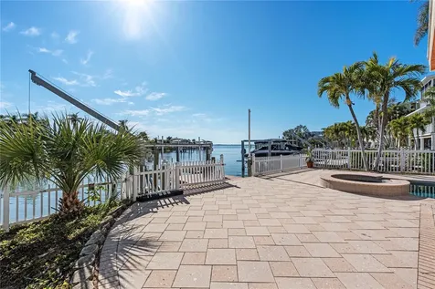 567 Baywood Drive S Dunedin FL 34698