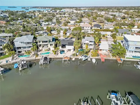 567 Baywood Drive S Dunedin FL 34698