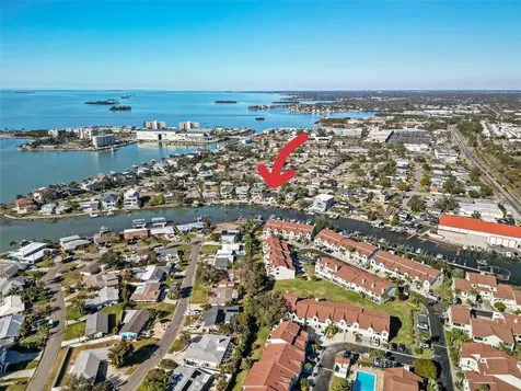 567 Baywood Drive S Dunedin FL 34698
