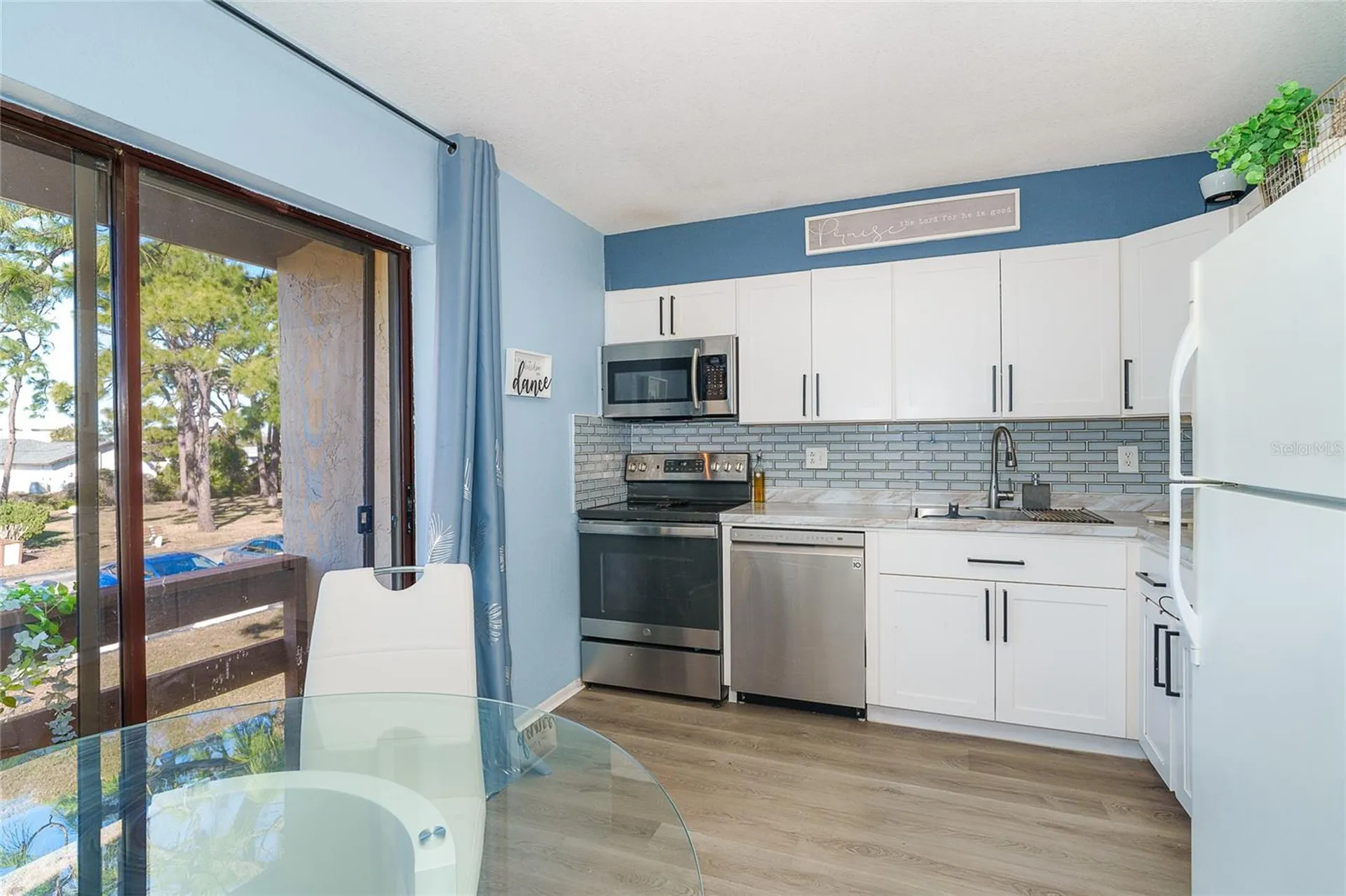 25 Quails Run Boulevard Englewood FL 34223