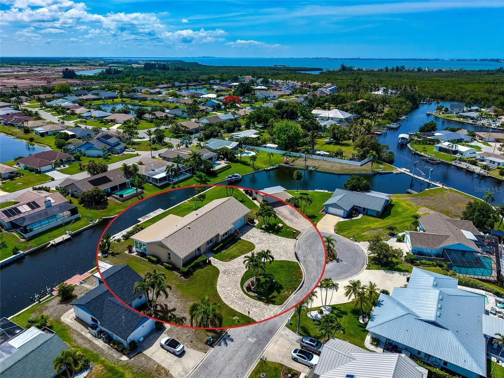 5011 Mangrove Point Road Bradenton FL 34210