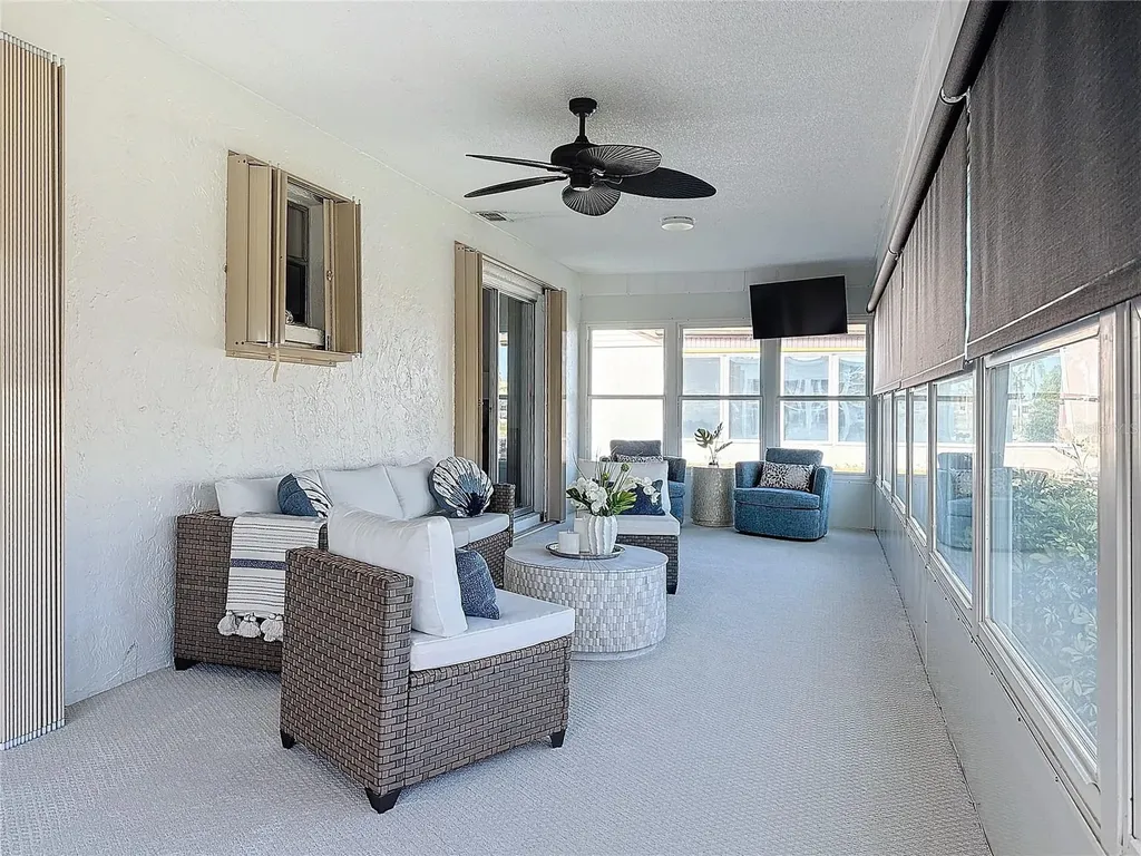 5011 Mangrove Point Road Bradenton FL 34210