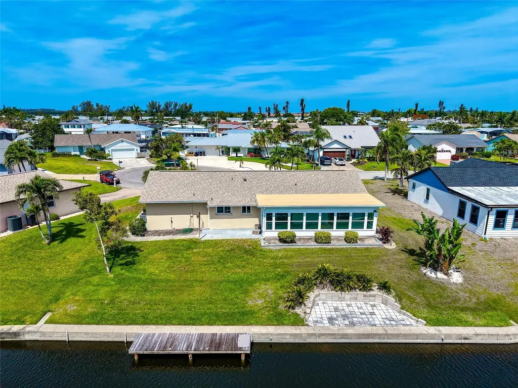 5011 Mangrove Point Road Bradenton FL 34210