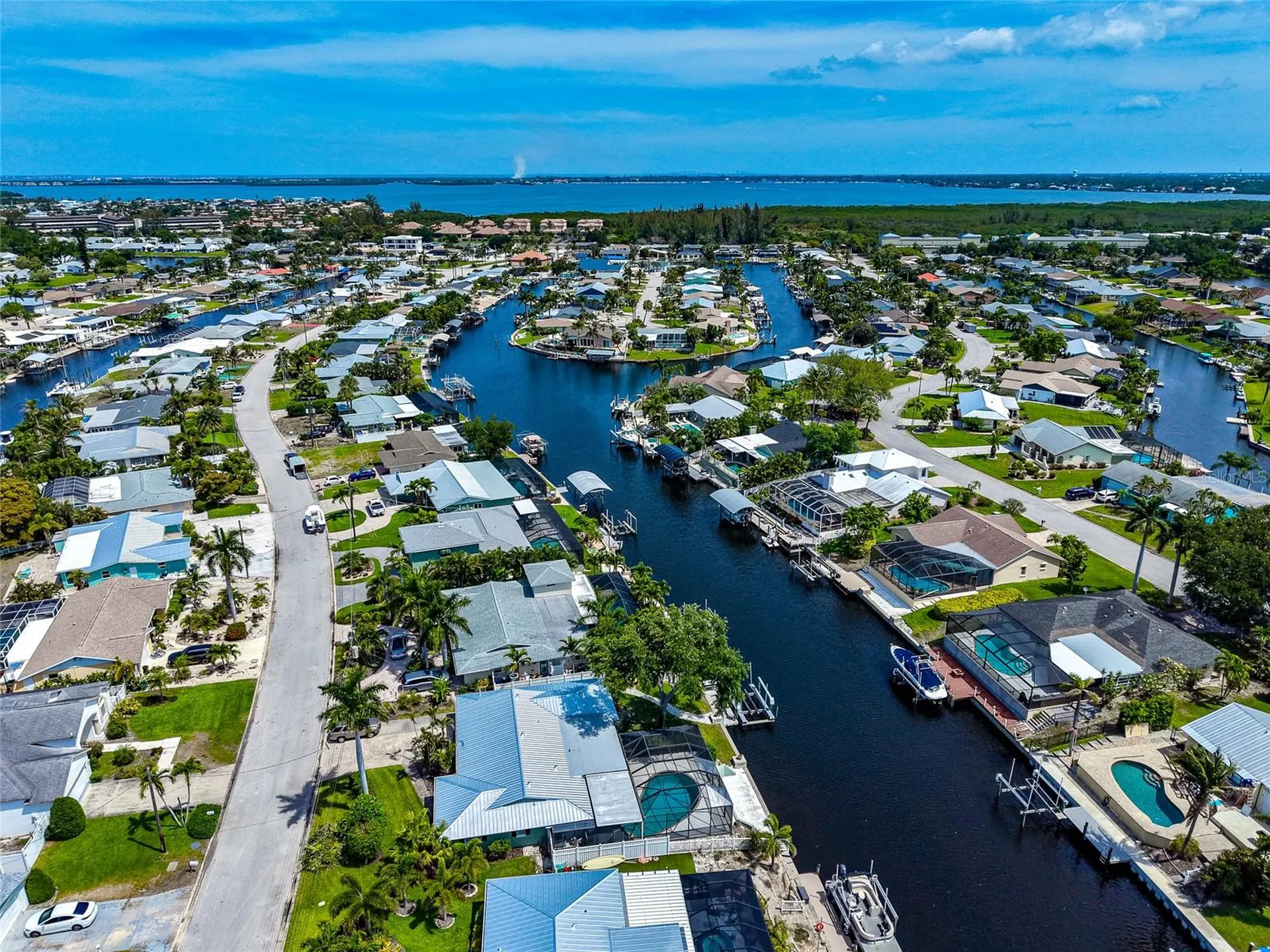 5011 Mangrove Point Road Bradenton FL 34210