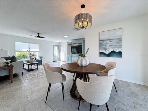 5011 Mangrove Point Road Bradenton FL 34210