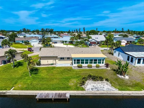 5011 Mangrove Point Road Bradenton FL 34210